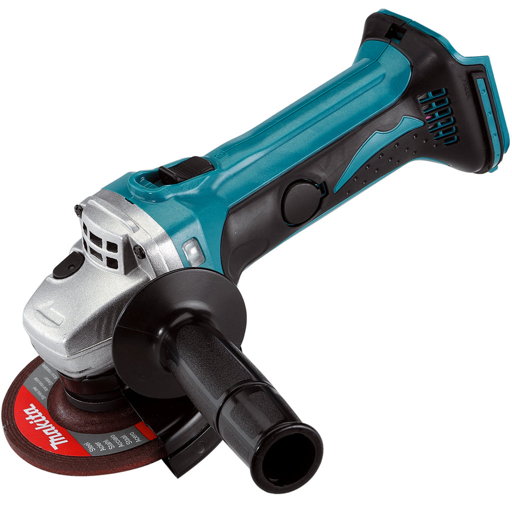 Makita 18V 6 Piece Kit with 3 x 5.0Ah Batteries Charger & 100 Accessory Set T4TKIT-7316